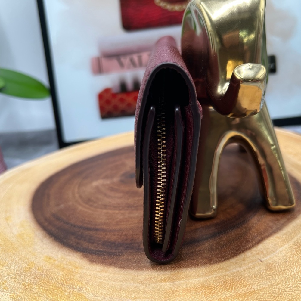 Coach Slim Envelope Crossgrain Leather Wine Red - Picture 3 of 10